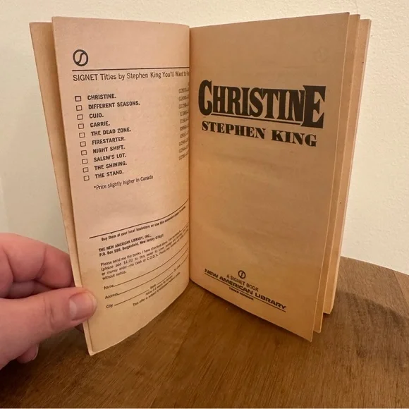 SOLD Christine Book Stephen King 1983 Signet Paperback First Printing Thriller - Picture 10 of 14